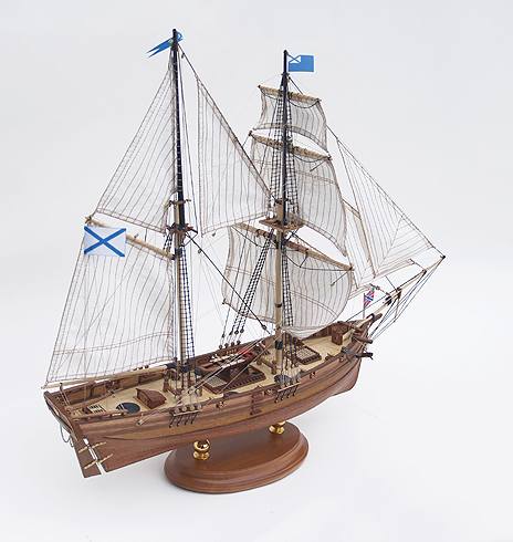 Tallship Model. Russian Brigantine Avos'